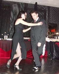 Ausstellung „Feuer – Farbe – Tango“
